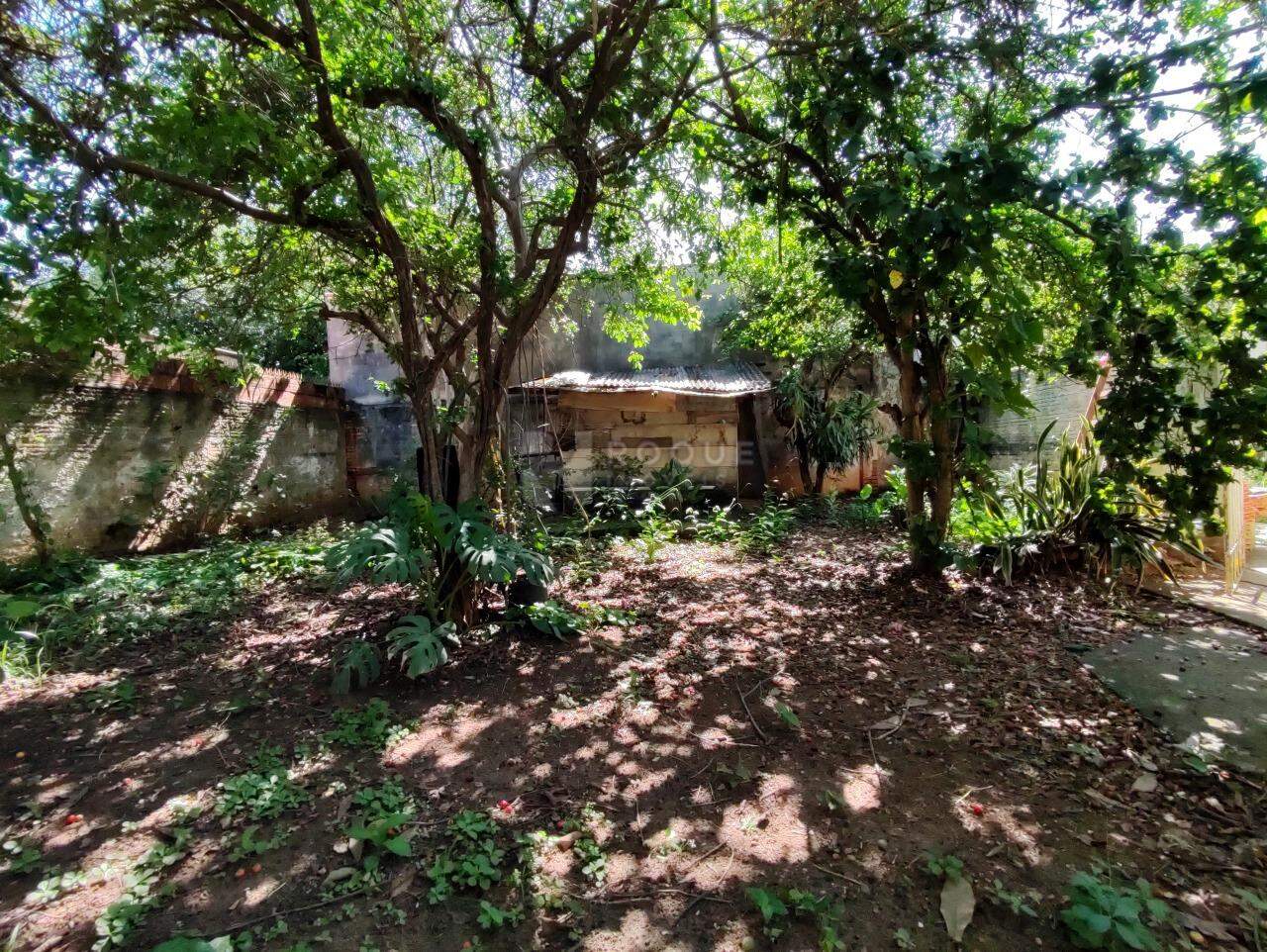 Casa Residencial à venda no bairro Jardim Santa Cecília: TERRENO LATERAL