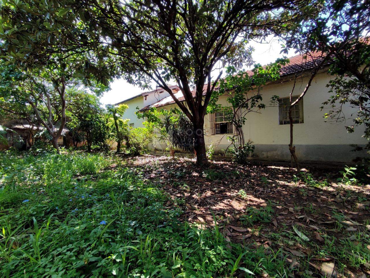 Casa Residencial à venda no bairro Jardim Santa Cecília: TERRENO LATERAL