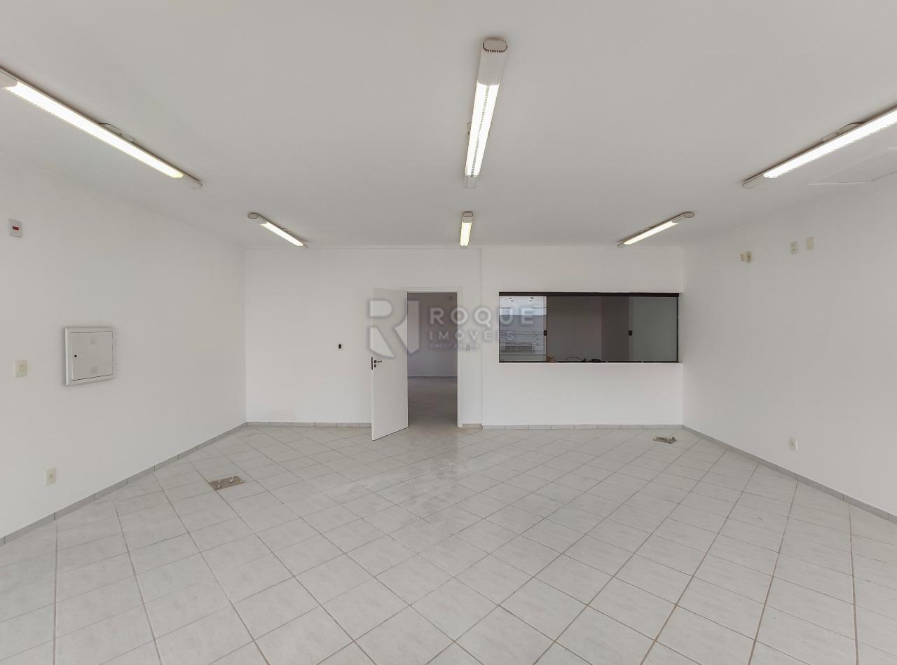 Salas/Conjuntos para aluguel no bairro Centro: Sala segundo andar 