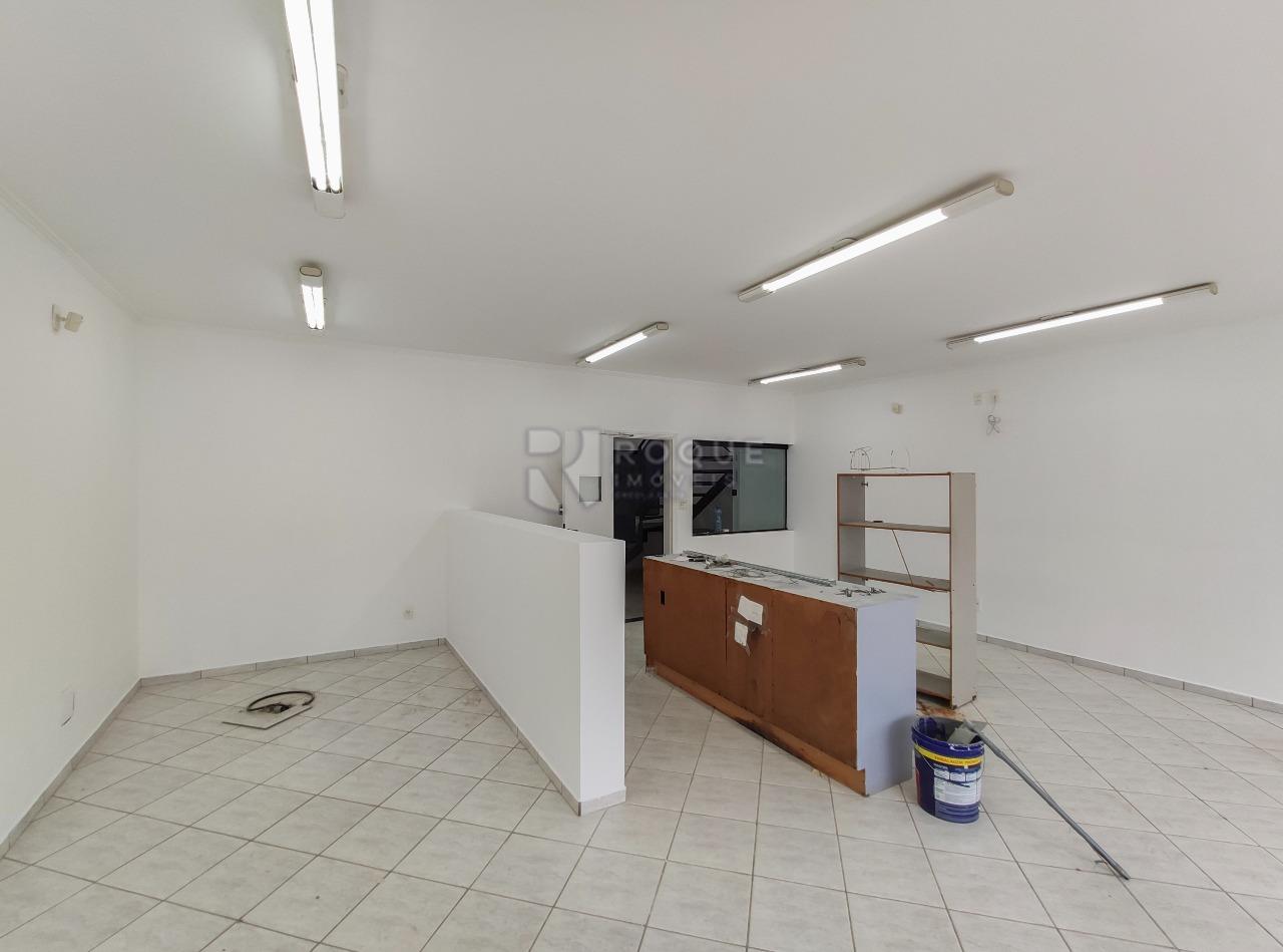 Salas/Conjuntos para aluguel no bairro Centro: Sala segundo andar 