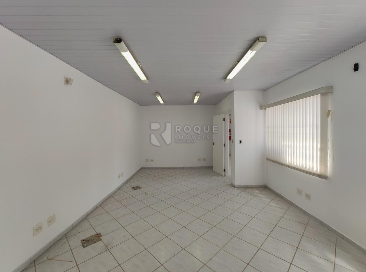 Salas/Conjuntos para aluguel no bairro Centro: Sala segundo andar 