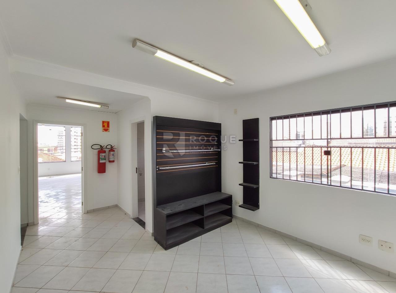 Salas/Conjuntos para aluguel no bairro Centro: Sala segundo andar 