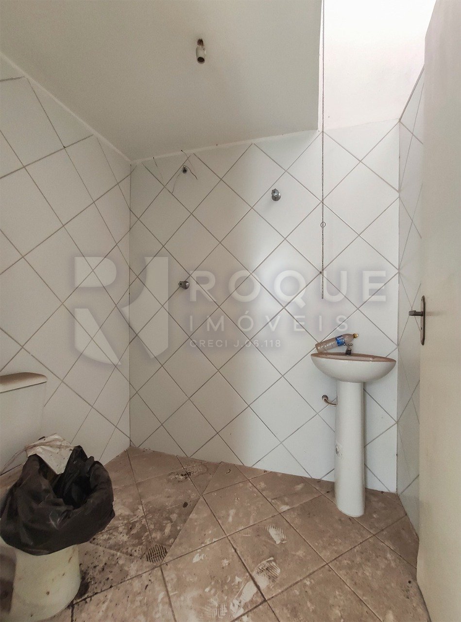 Casa Comercial à venda no bairro Centro: WC 1