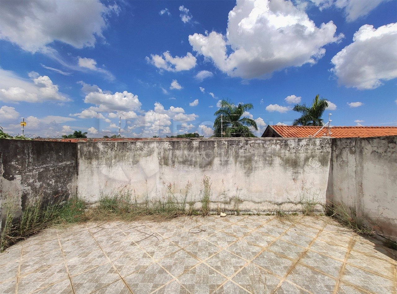 Casa Comercial à venda no bairro Centro: Área externa