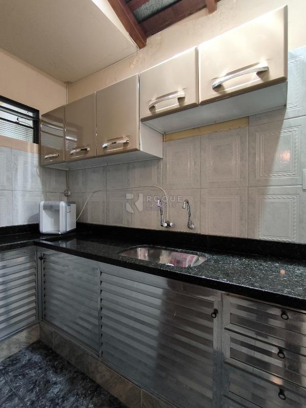 Casa Residencial à venda no bairro Conjunto Residencial Victor D’Andrea: COZINHA