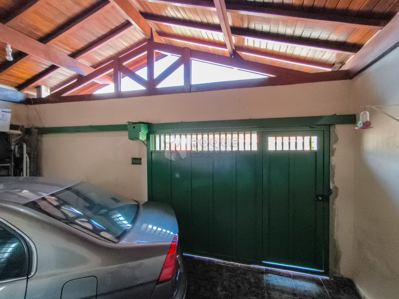 Casa Residencial à venda no bairro Conjunto Residencial Victor D’Andrea: GARAGEM