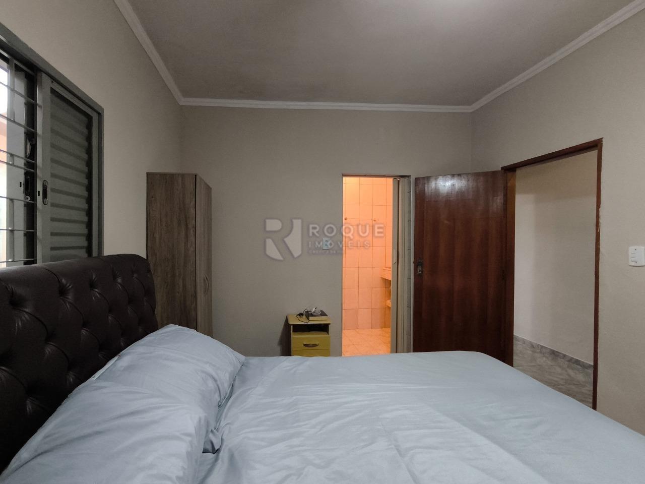 Casa Residencial à venda no bairro Conjunto Residencial Victor D’Andrea: SUÍTE 1