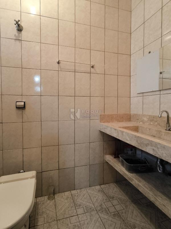 Casa Residencial à venda no bairro Conjunto Residencial Victor D’Andrea: WC SUÍTE 1