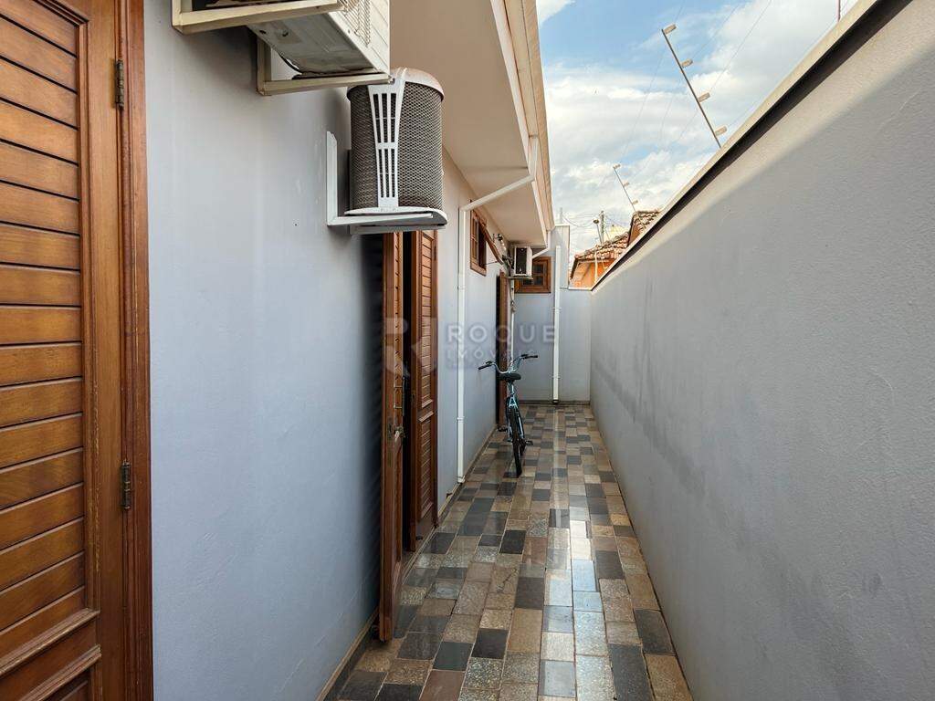 Casa Residencial à venda no bairro CENTRO: