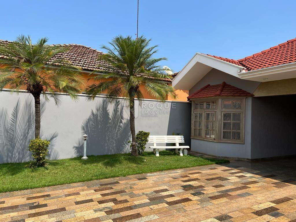 Casa Residencial à venda no bairro CENTRO: