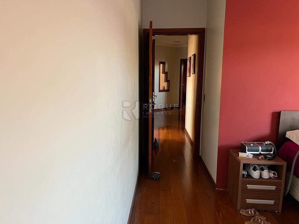 Casa Residencial à venda no bairro CENTRO: