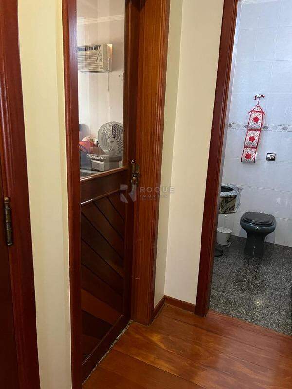 Casa Residencial à venda no bairro CENTRO: