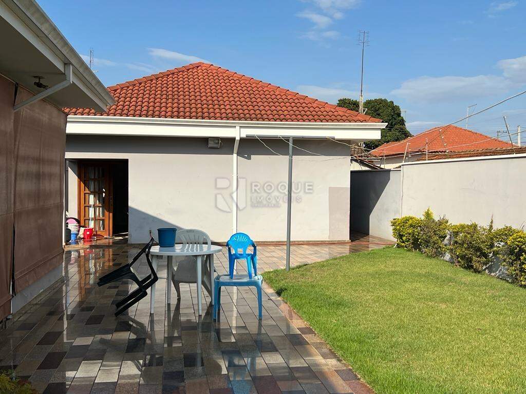 Casa Residencial à venda no bairro CENTRO: