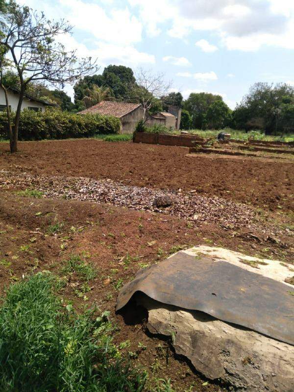 Terreno à venda no bairro Estância Eldorado: 