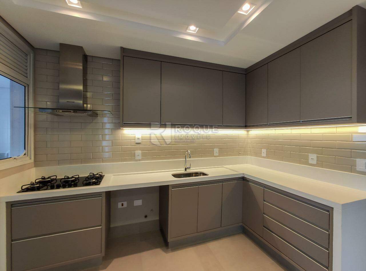 Apartamento para aluguel no bairro Graminha: Cozinha 