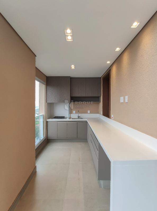 Apartamento para aluguel no bairro Graminha: Sacada