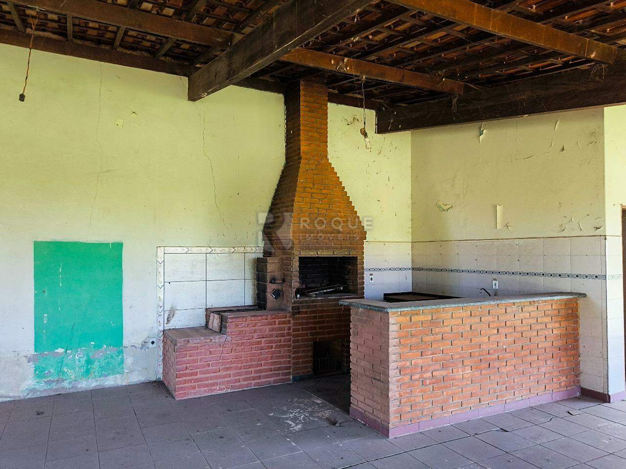 Chácara à venda no bairro Pires de Baixo: CHURRASQUEIRA