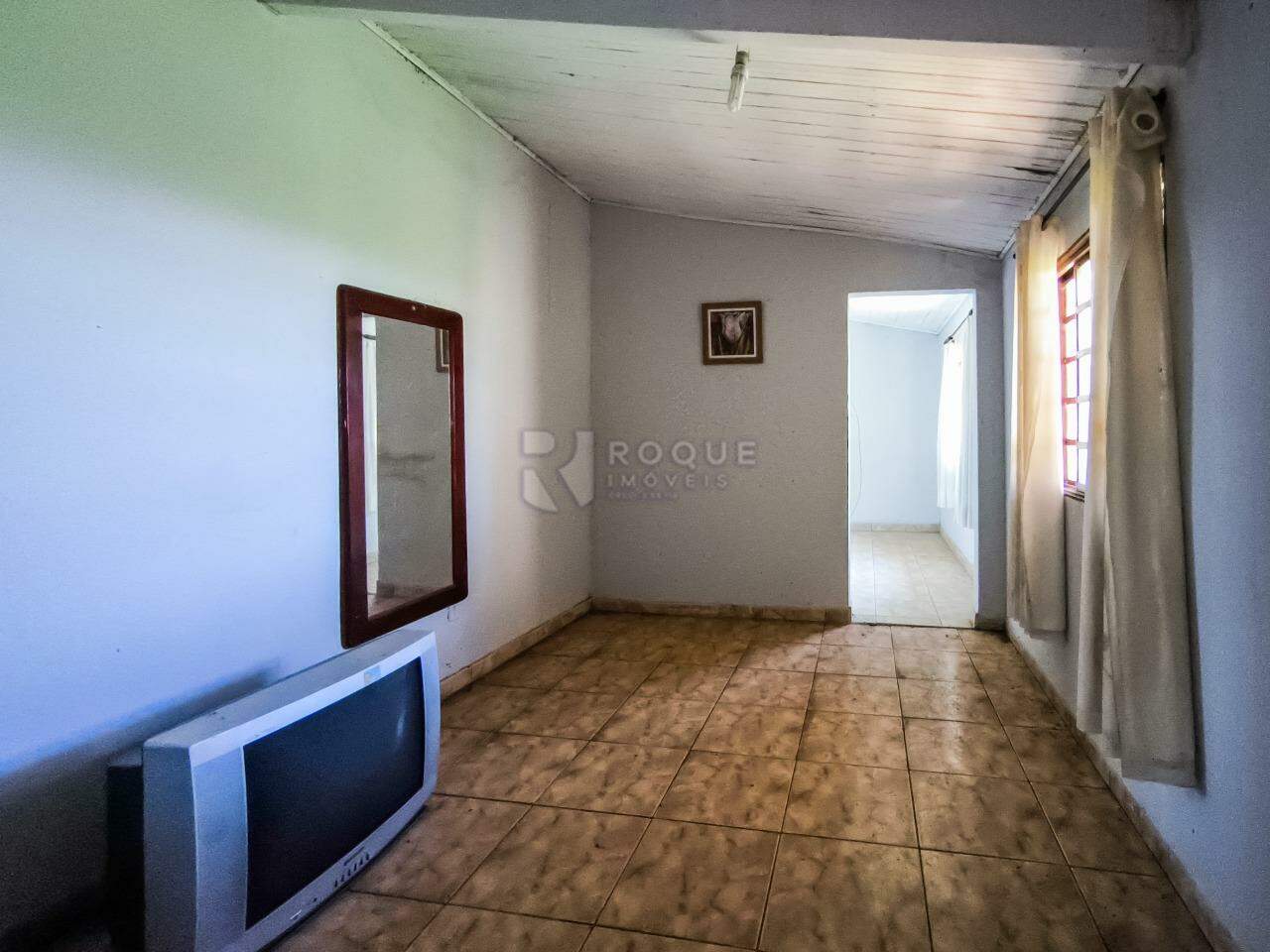 Chácara à venda no bairro Pires de Baixo: SALA DE ESTAR
