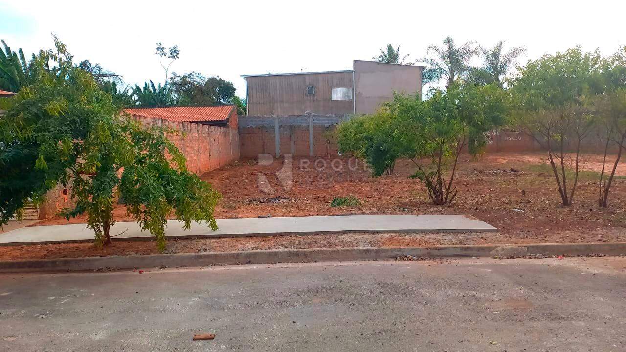 Terreno à venda no bairro Residencial Palmeira Real: 