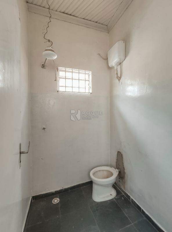 Salas/Conjuntos para aluguel no bairro Centro: WC 1