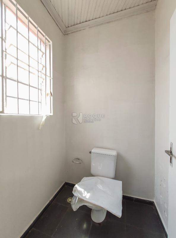 Salas/Conjuntos para aluguel no bairro Centro: WC 2