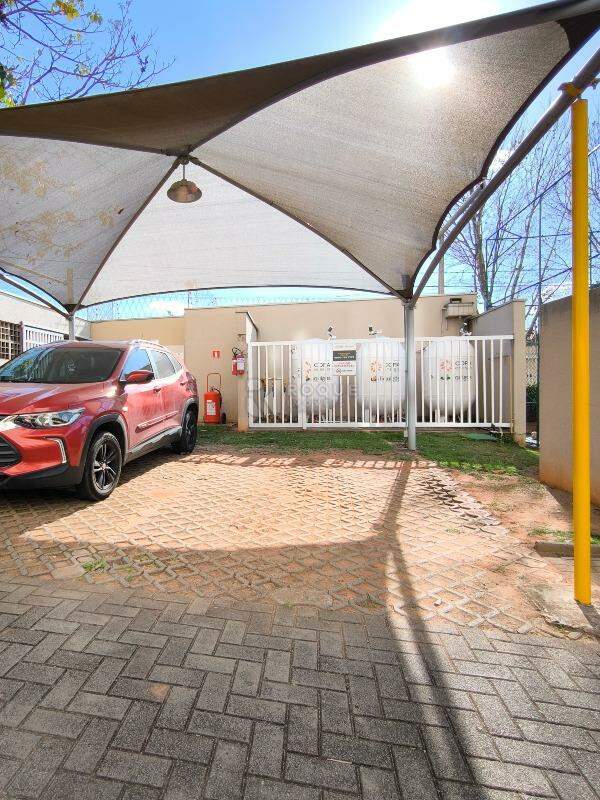 Apartamento à venda no bairro Desmembramento Oscar Antonio Breda: GARAGEM