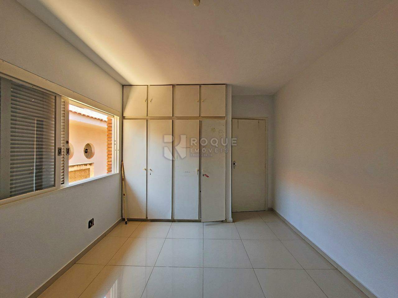 Casa Residencial à venda no bairro Jardim Mercedes: DORMITÓRIO 1