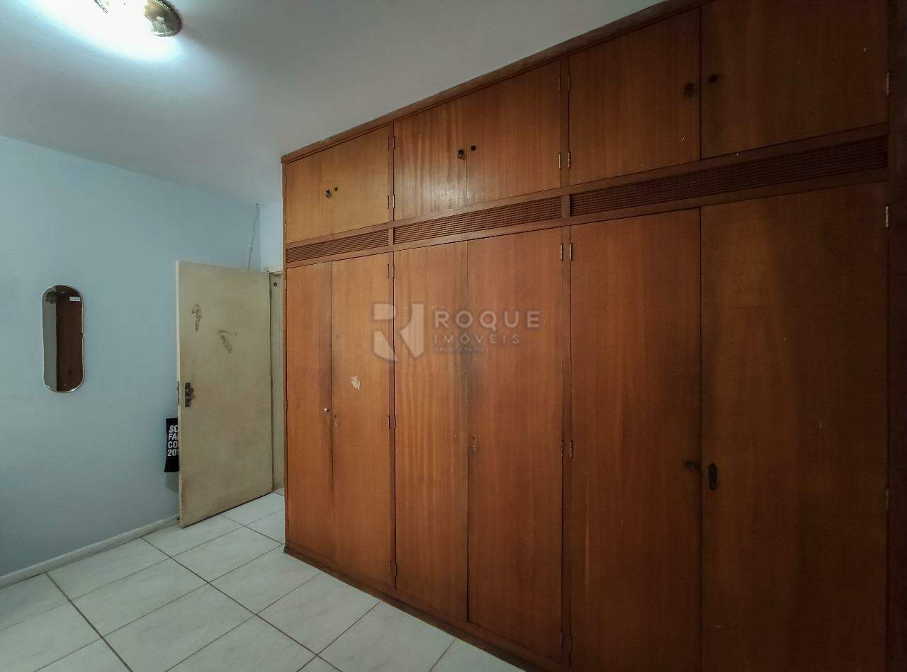 Casa Residencial à venda no bairro Jardim Mercedes: Dormitório 2