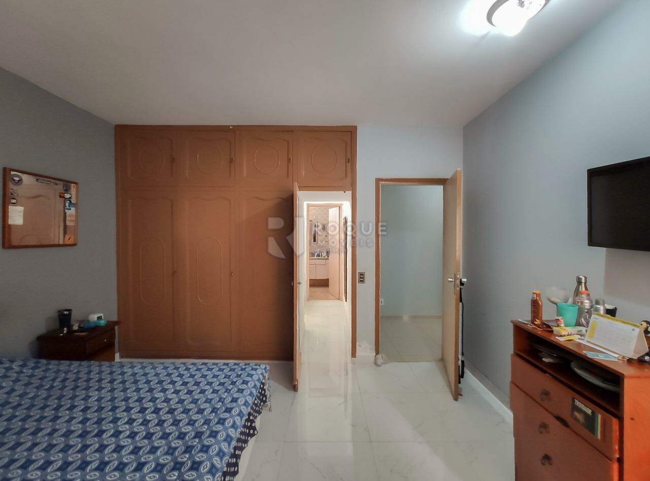 Casa Residencial à venda no bairro Jardim Mercedes: Dormitório 3 suíte 
