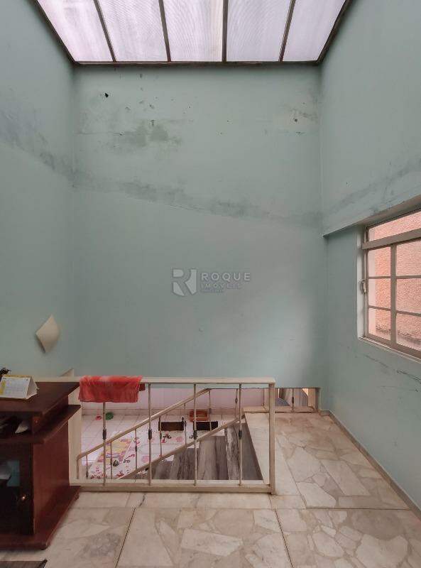 Casa Residencial à venda no bairro Jardim Mercedes: Acesso cozinha 2