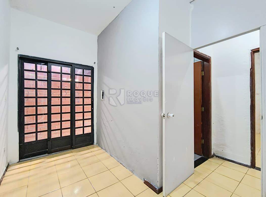 Casa Residencial para aluguel no bairro Jardim Residencial Santa Amália: Dormitório 02
