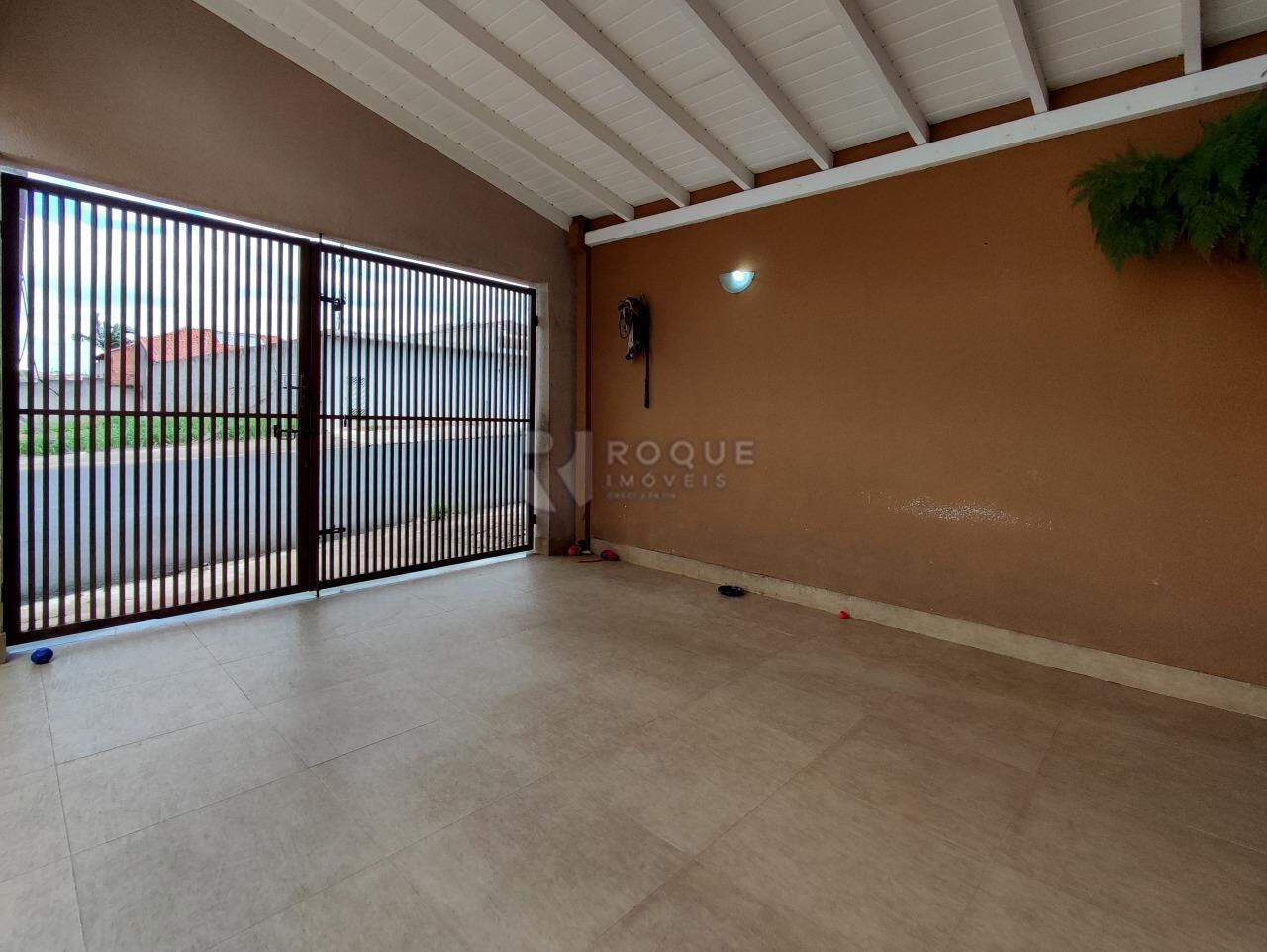 Casa Residencial à venda no bairro Vila Claudia: GARAGEM