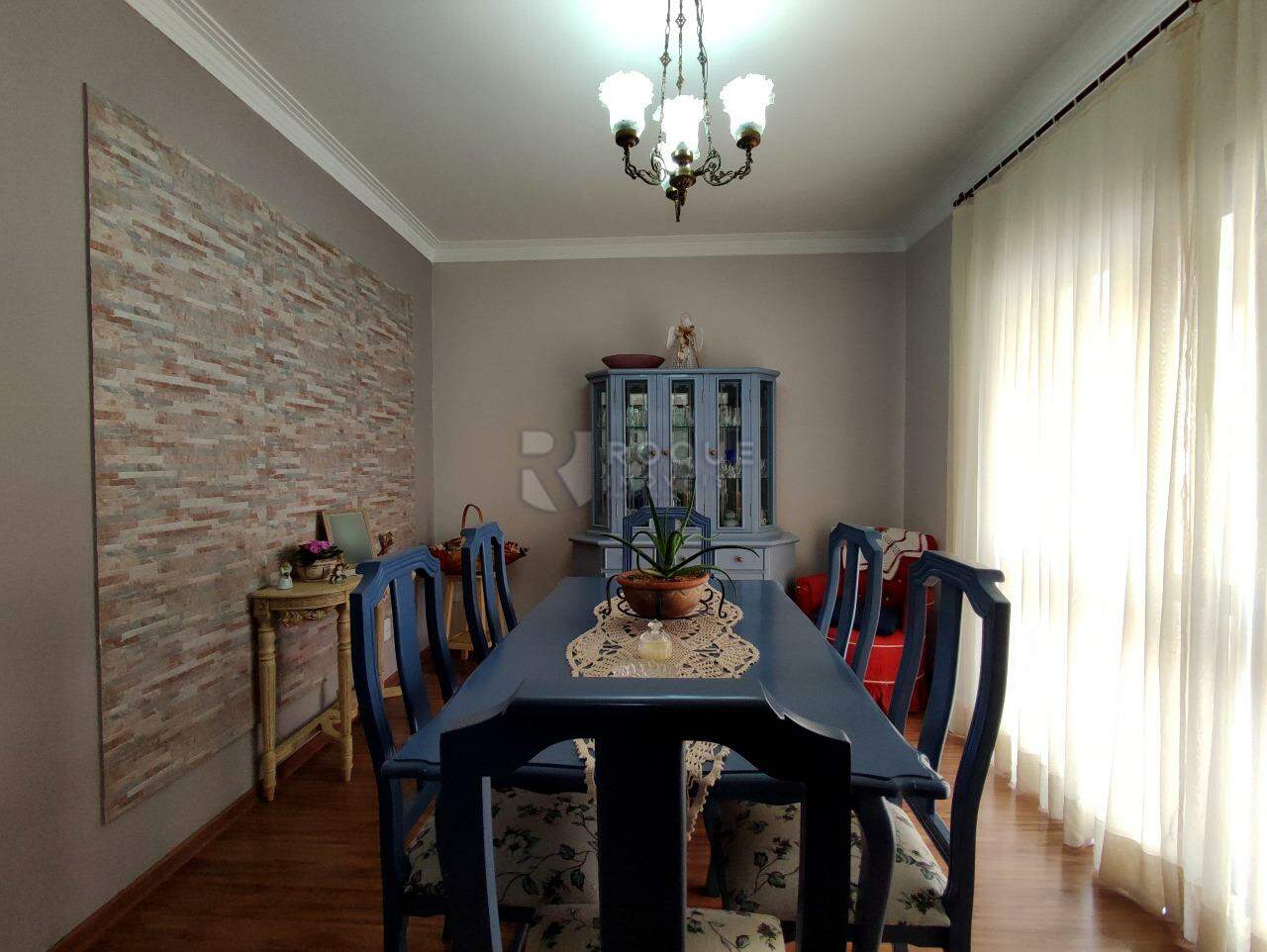 Casa Residencial à venda no bairro Vila Claudia: SALA DE JANTAR