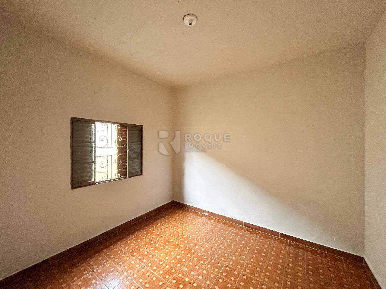 Casa Residencial para aluguel no bairro Jardim Santa Luiza: Dormitório 2