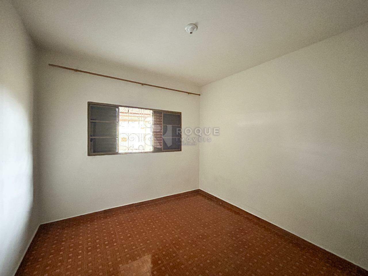 Casa Residencial para aluguel no bairro Jardim Santa Luiza: Dormitório 3