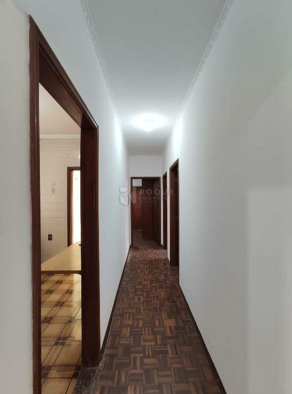Casa Residencial para aluguel no bairro Jardim das Laranjeiras: Hall