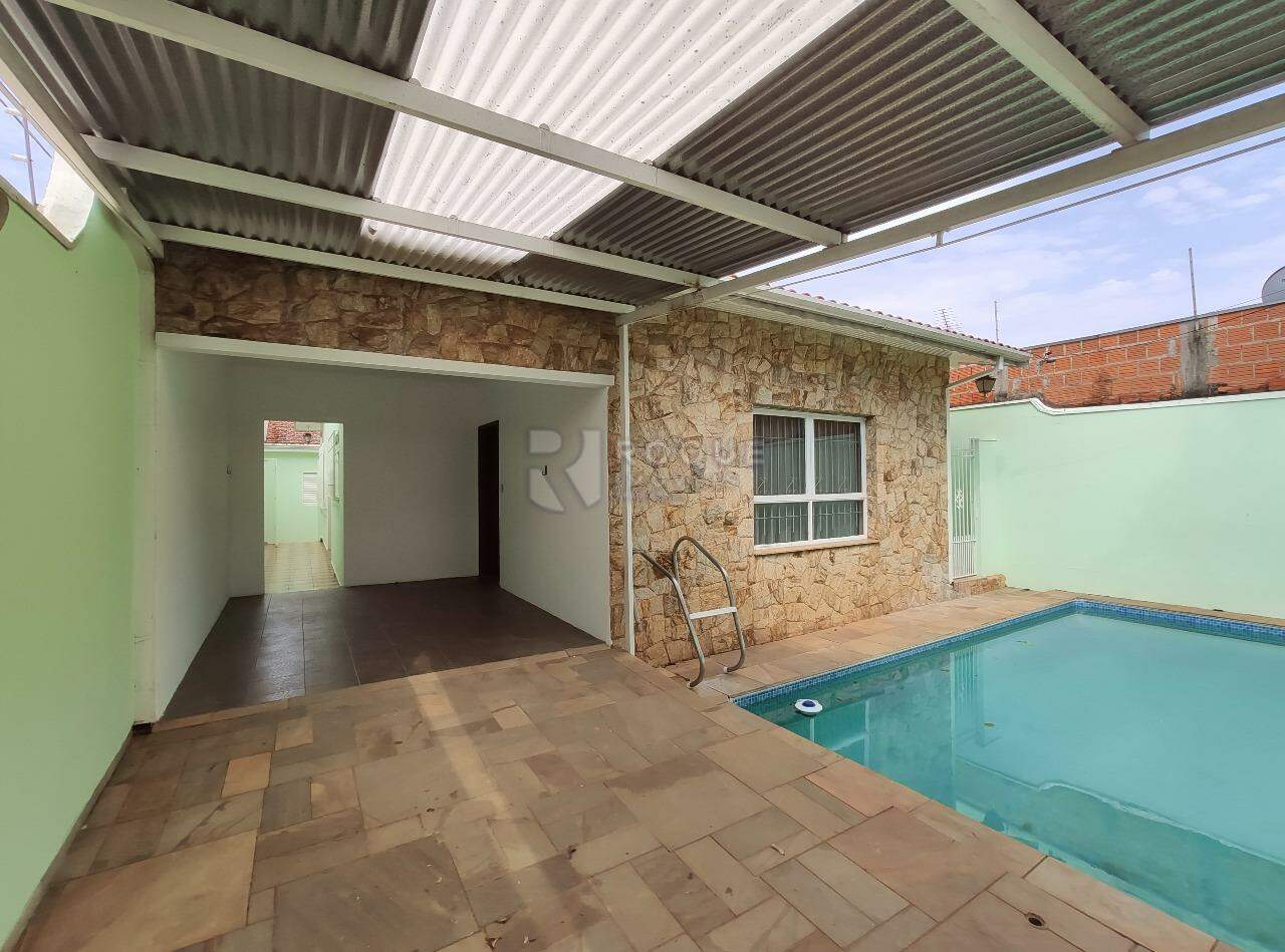 Casa Residencial para aluguel no bairro Jardim das Laranjeiras: Frente