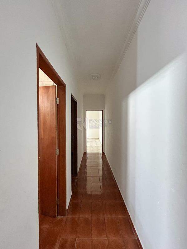 Casa Residencial para aluguel no bairro Parque Residencial Belinha Ometto: Hall 