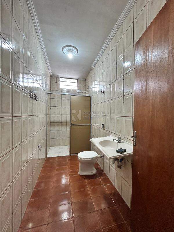 Casa Residencial para aluguel no bairro Parque Residencial Belinha Ometto: WC social 