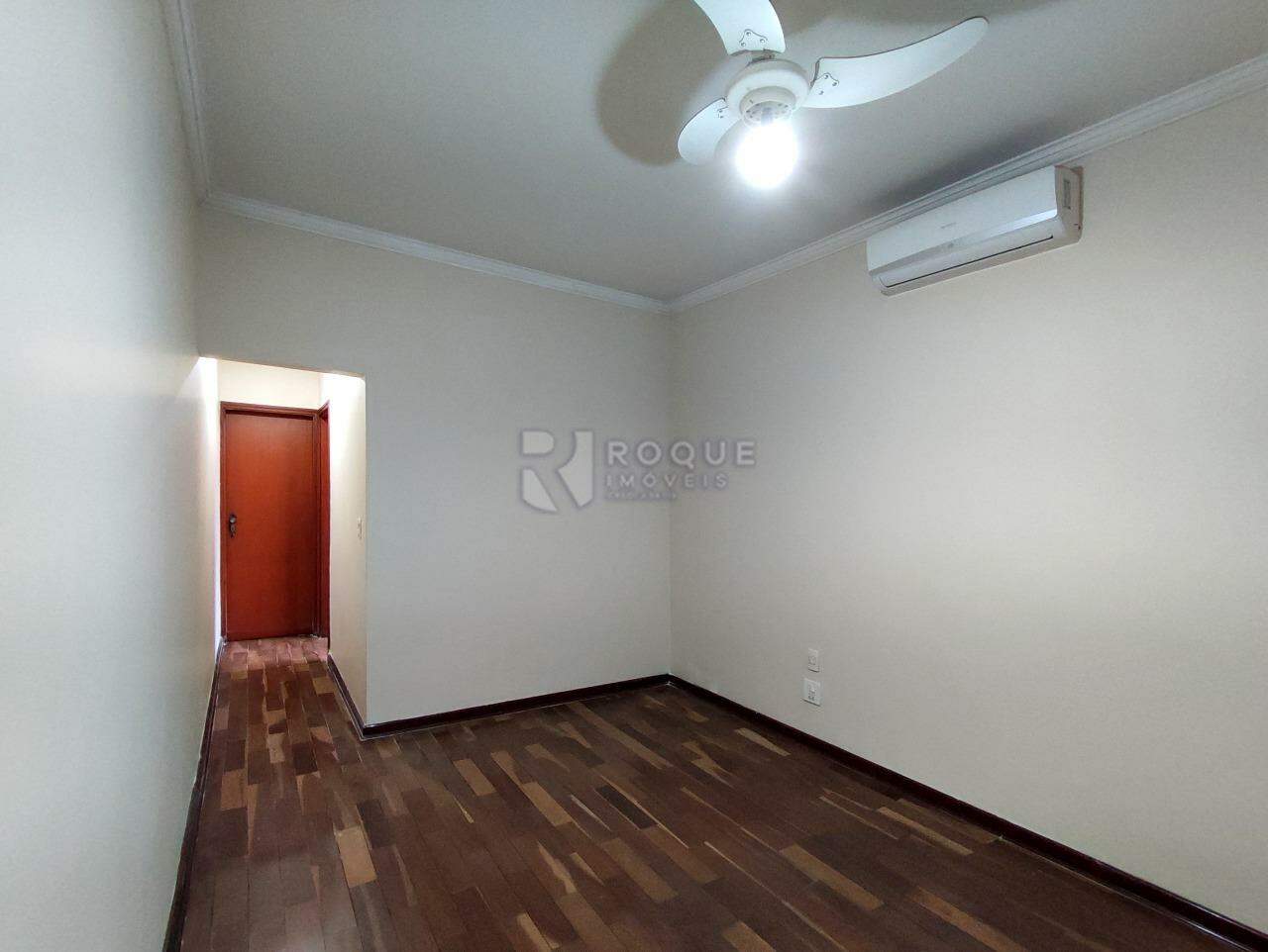 Casa Residencial à venda no bairro Boa Vista: SUÍTE