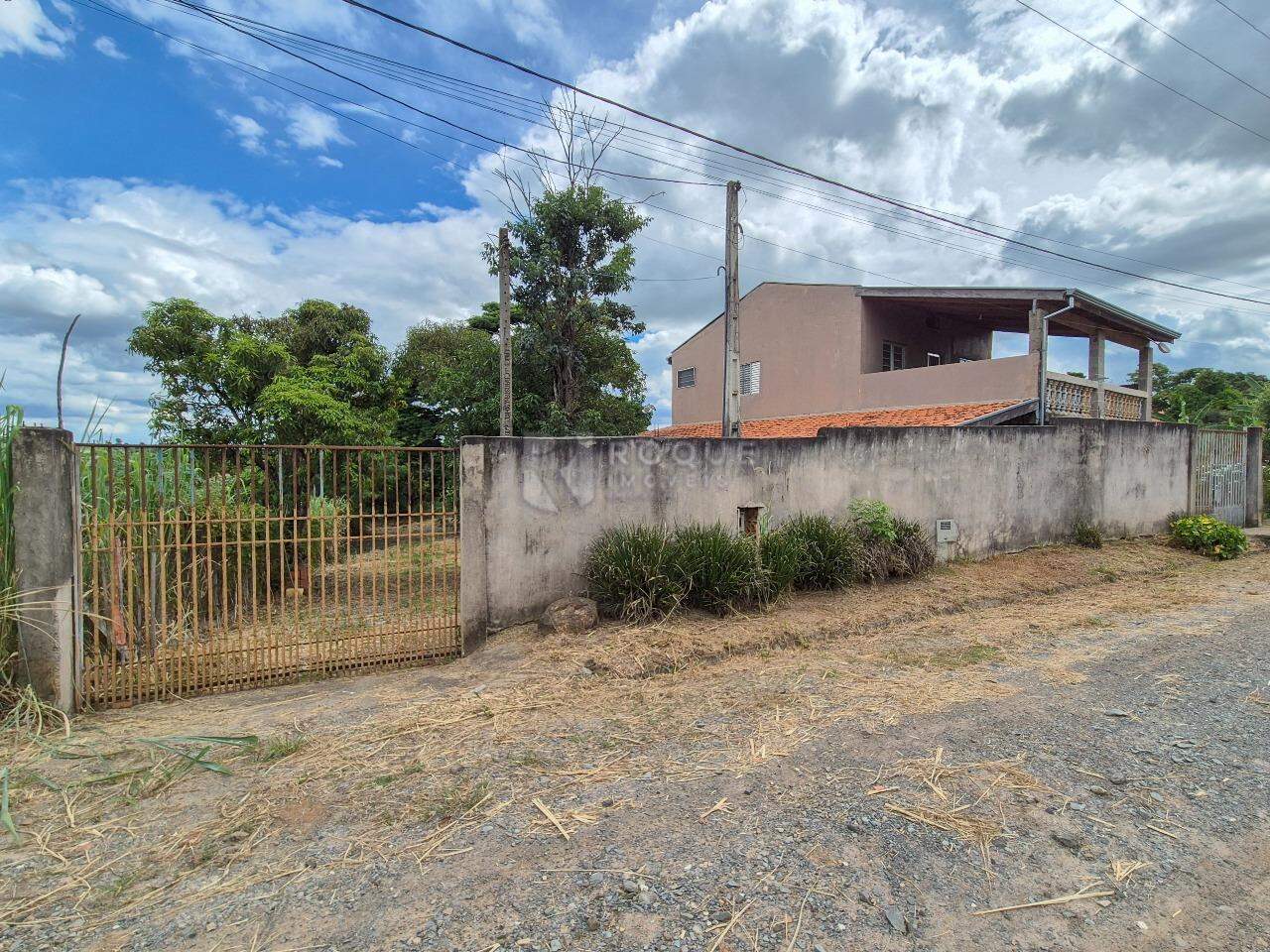 Chácara para aluguel no bairro Bairro dos Pires: Fachada 