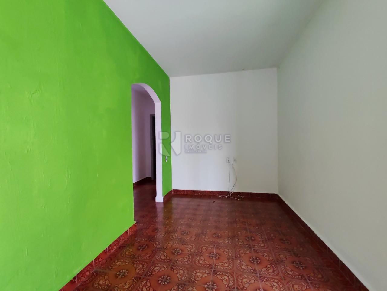 Casa Residencial à venda no bairro Jardim Nova Suiça: SALA