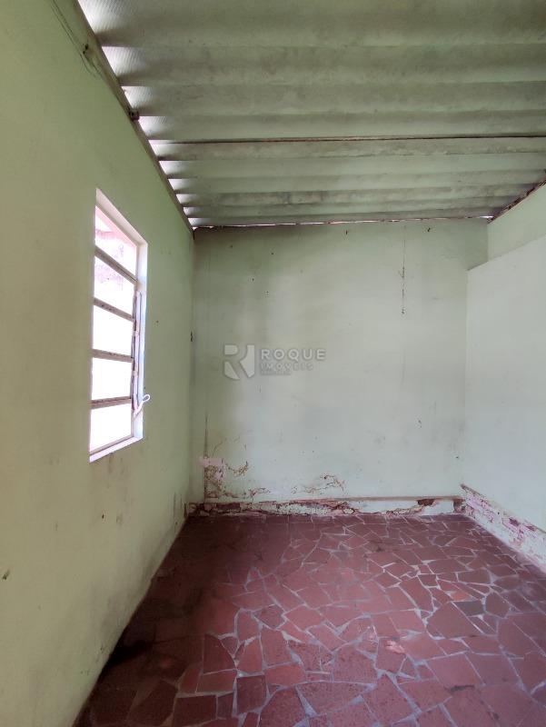 Casa Residencial à venda no bairro Jardim Nova Suiça: DESPEJO EDÍCULA