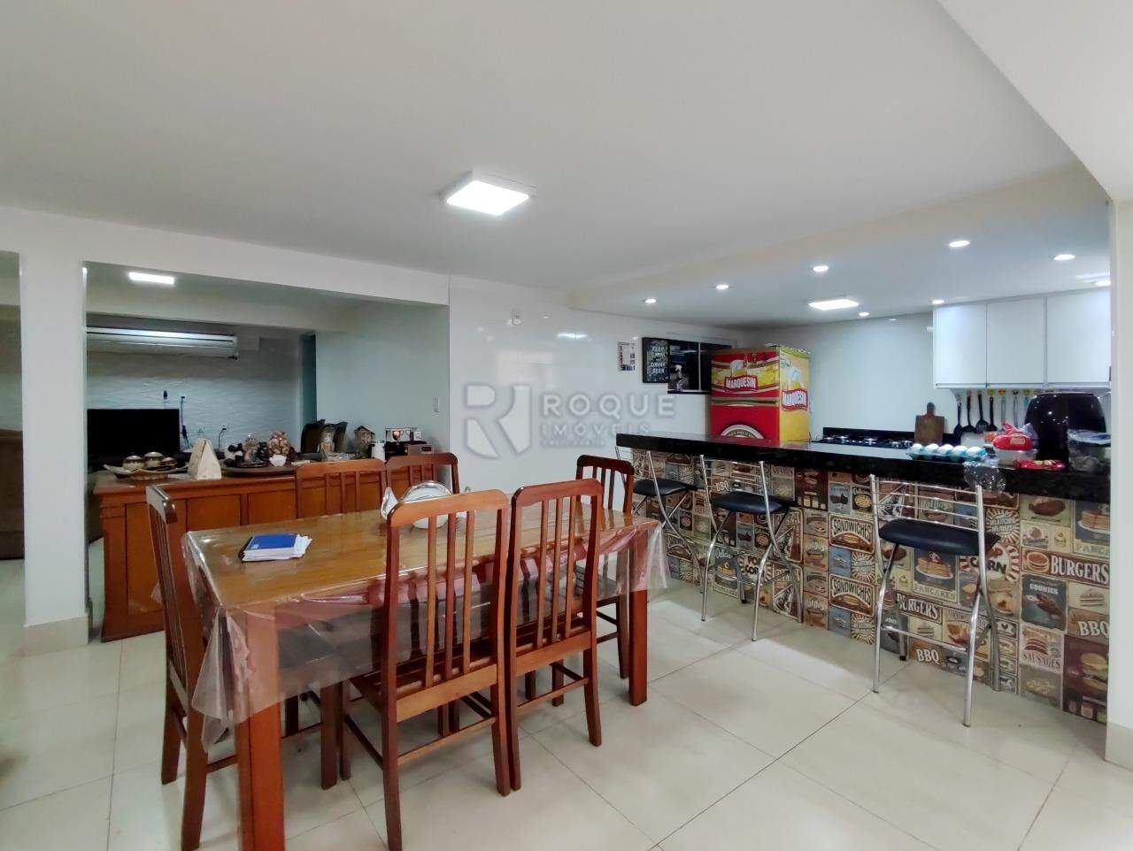 Casa Residencial à venda no bairro Jardim São Roque: ÁREA GOURMET