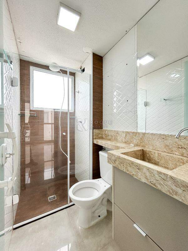 Apartamento para aluguel no bairro Residencial Costa Verde: WC social 
