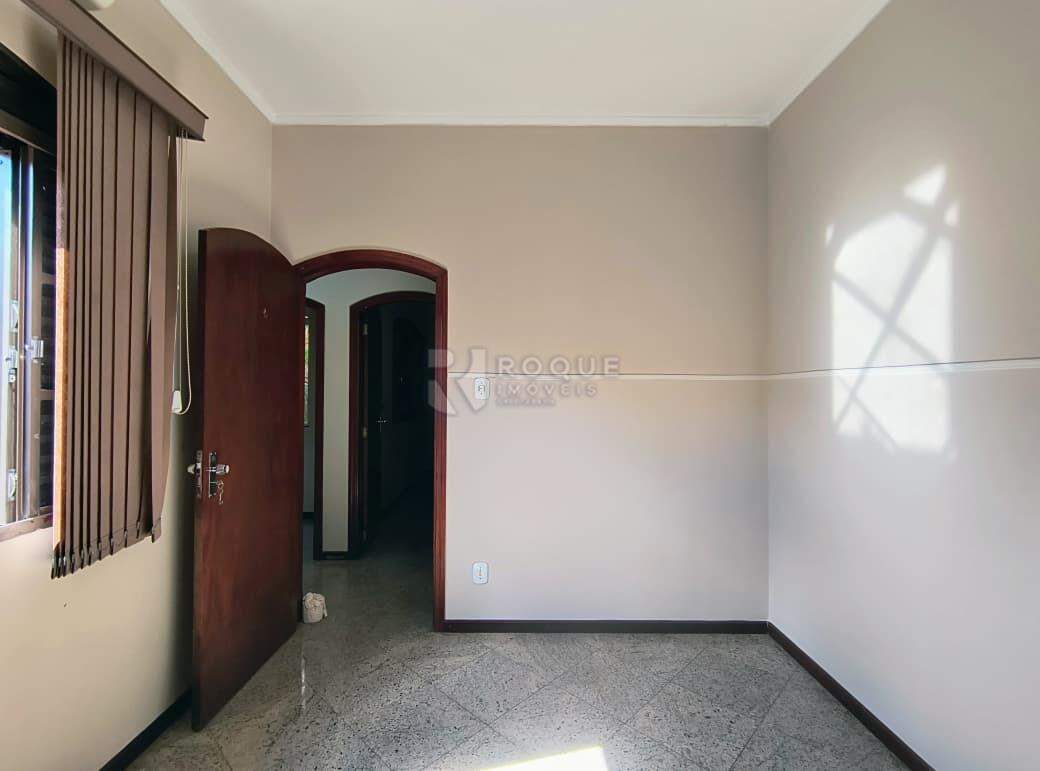 Casa Residencial para aluguel no bairro Jardim Arruda: Dormitório 01