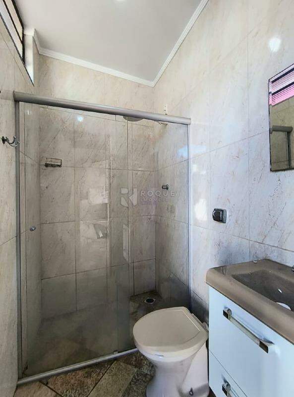 Casa Residencial para aluguel no bairro Jardim Arruda: Wc externo 
