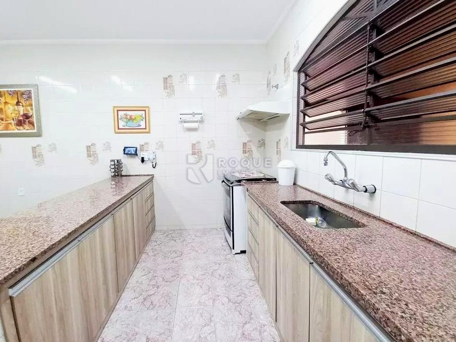 Casa Residencial para aluguel no bairro Jardim Arruda: Cozinha 