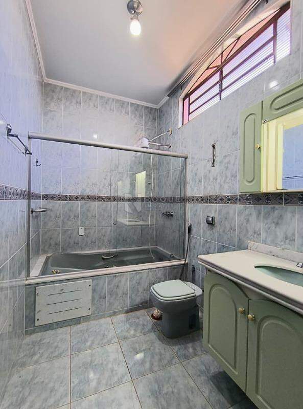 Casa Residencial para aluguel no bairro Jardim Arruda: Wc suíte