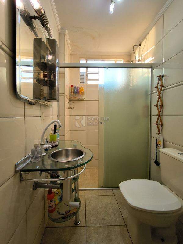 Apartamento à venda no bairro Centro: BANHEIRO SOCIAL